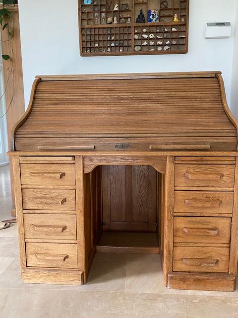 Bureau eiken rolluik