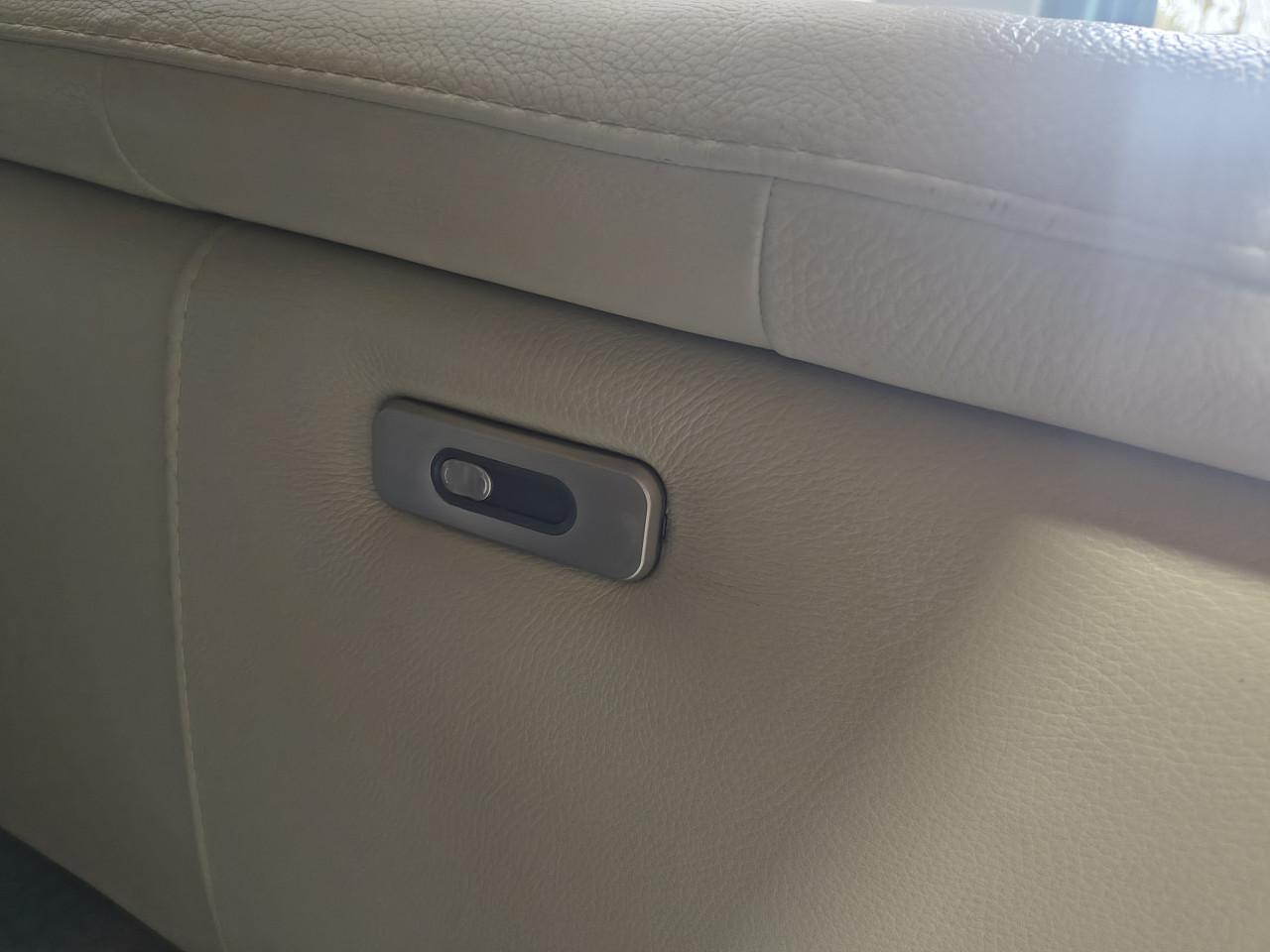 Elektrisch verstelbare bank