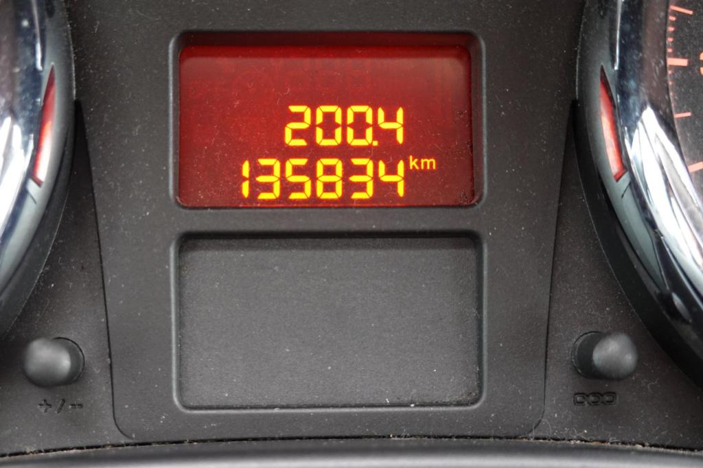 Peugeot 207 1.6 vti xs