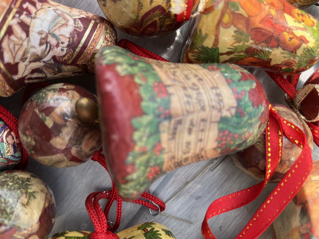 Kerst verlichting en kerst ballen