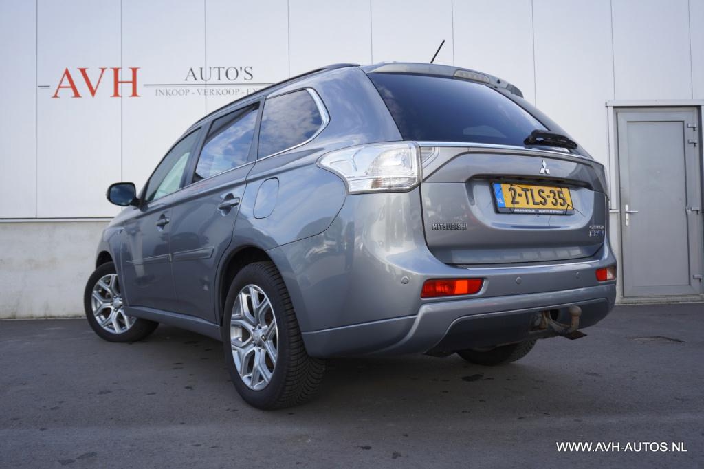 Mitsubishi Outlander 2.0 phev instyle
