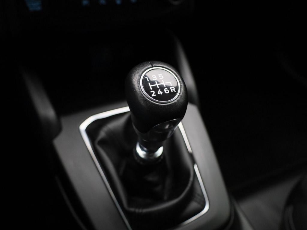 Ford Focus wagon 1.0 ecoboost hybrid titanium | cruise control | navigatie 