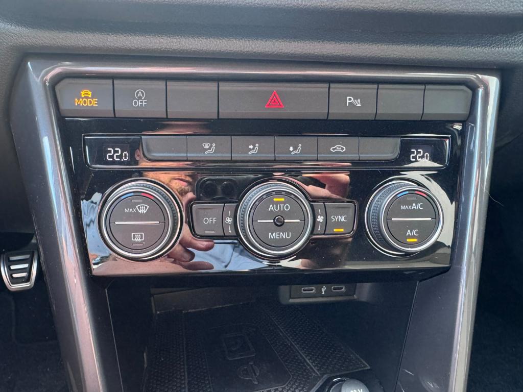 Volkswagen T-roc 1.5 tsi sport