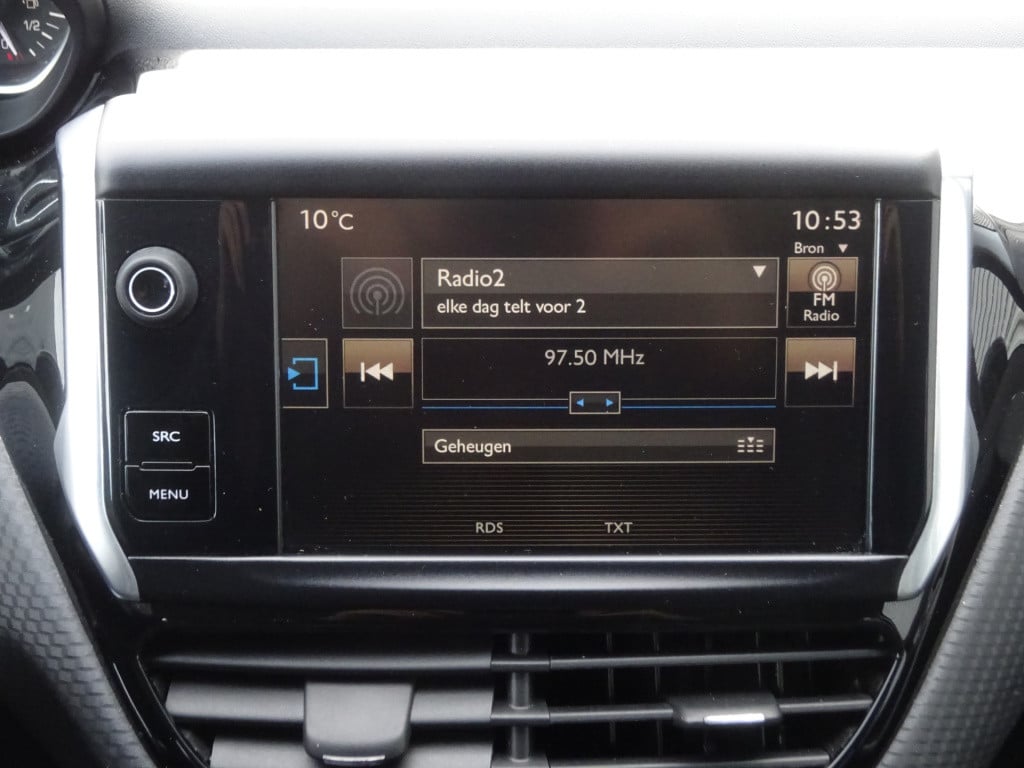 Peugeot 2008 1.2 puretech urban cross airco / navi / cruise / parkeers. / n
