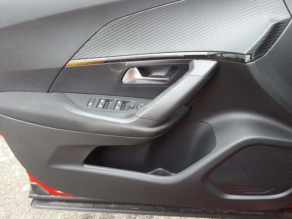 Peugeot 2008 1.2 puretech 100pk active apple carplay & android auto | navig