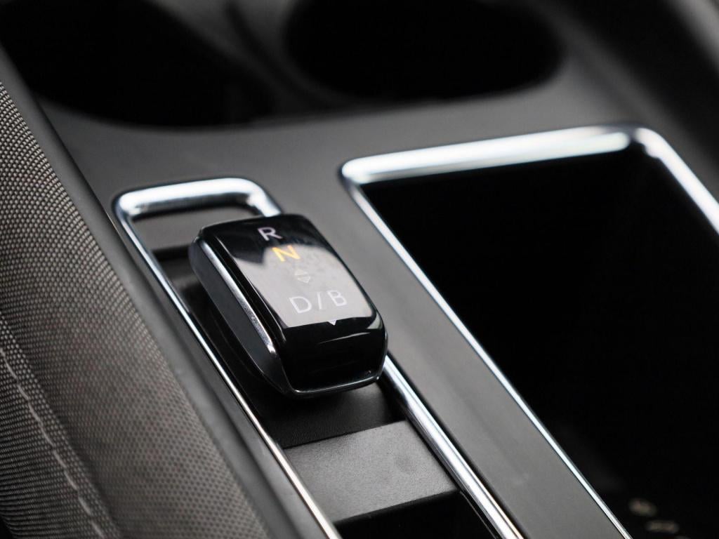 Skoda Enyaq Iv 60 | trekhaak | navigatie | apple carplay / android auto | v