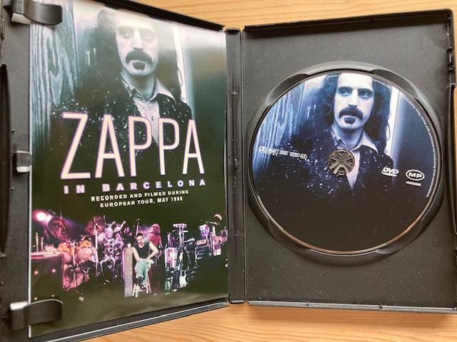 ZAPPA : CD's, DVD en boeken/naslagwerken over de artiest en zijn muziek.