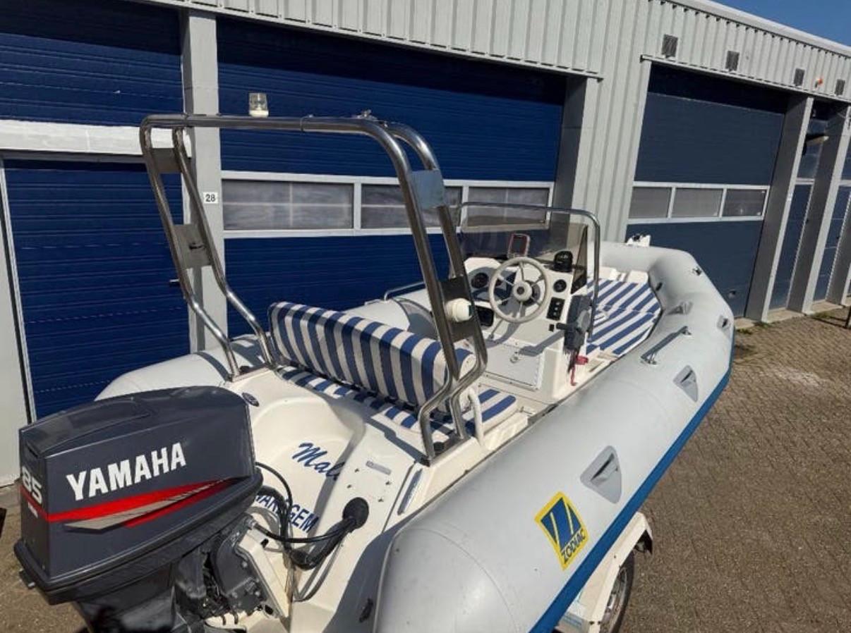 Zodiac Medline 470 voorzien van super sterke en zuinige 85pk Yamaha