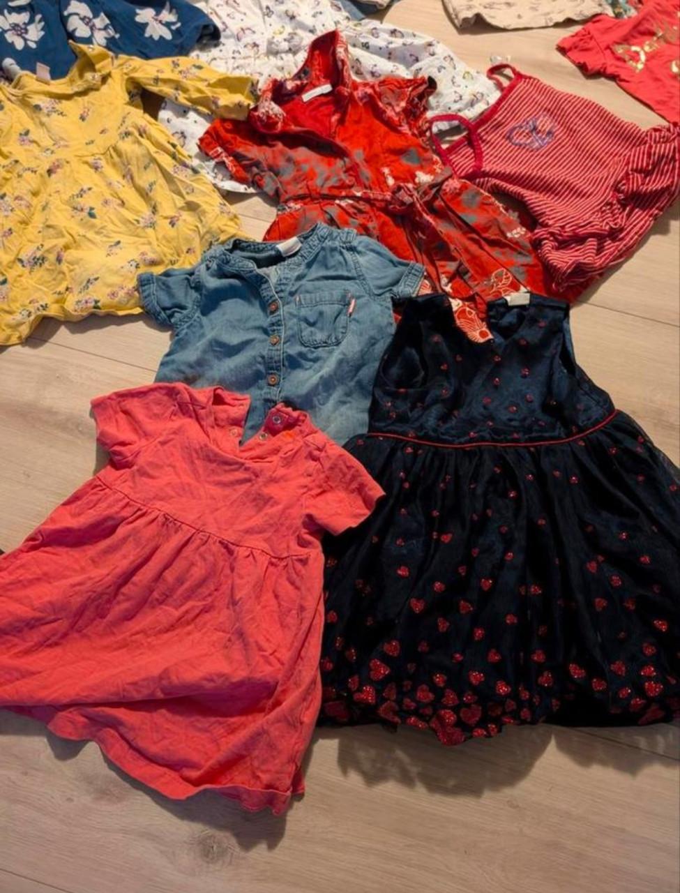 Pakket meisjes kleding maat 86