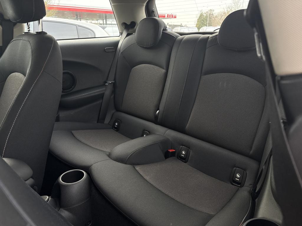 Mini One mini 1.2 business | nl-auto | cruisec. | navi | airco