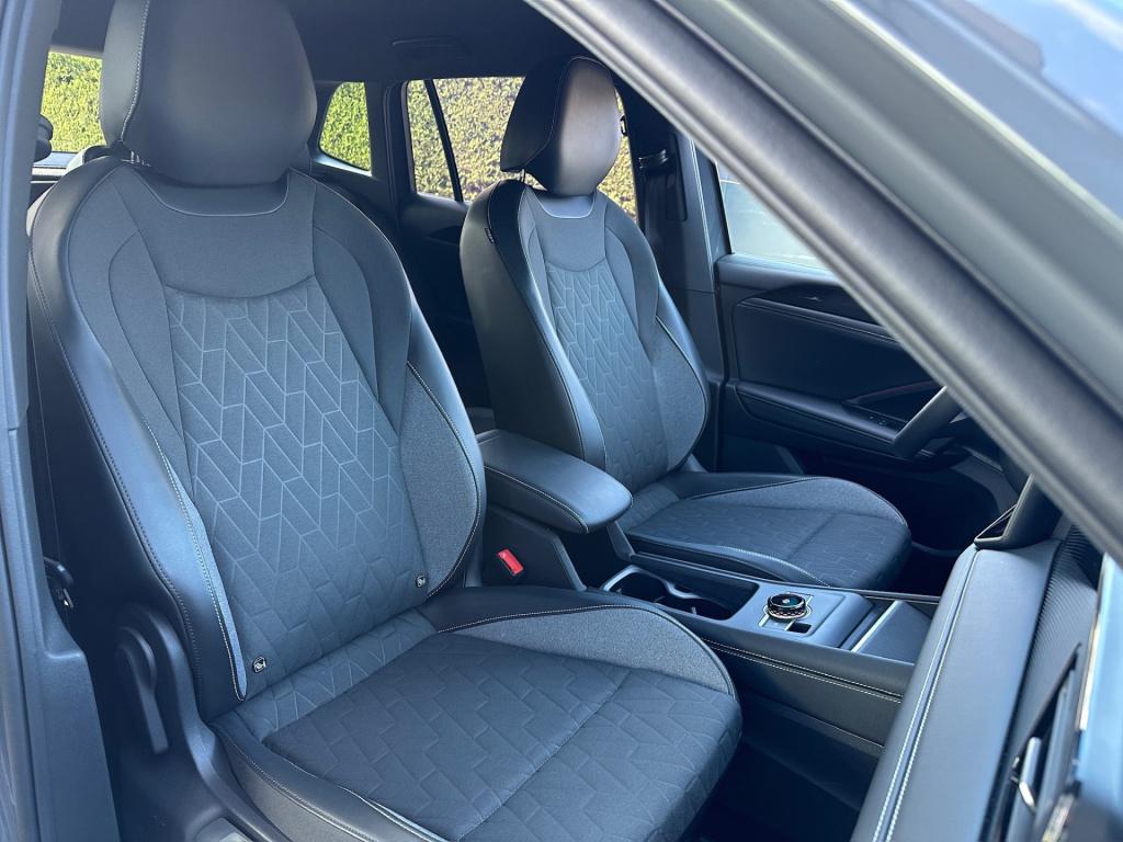 Volkswagen Tiguan 1.5 etsi 150pk dsg goal | trekhaak | 360 camera | iq ligh