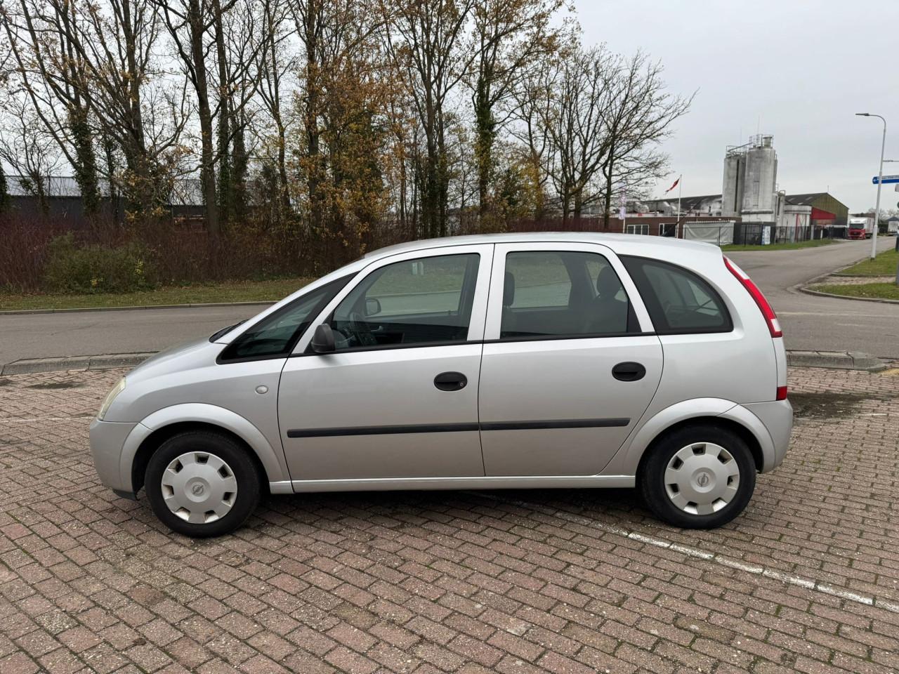 Opel meriva bj 2004  1500 euro