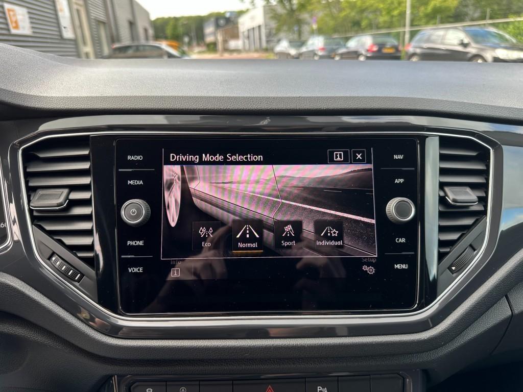 Volkswagen T-roc 1.5 tsi sport led acc dsg carplay stoelverwarming