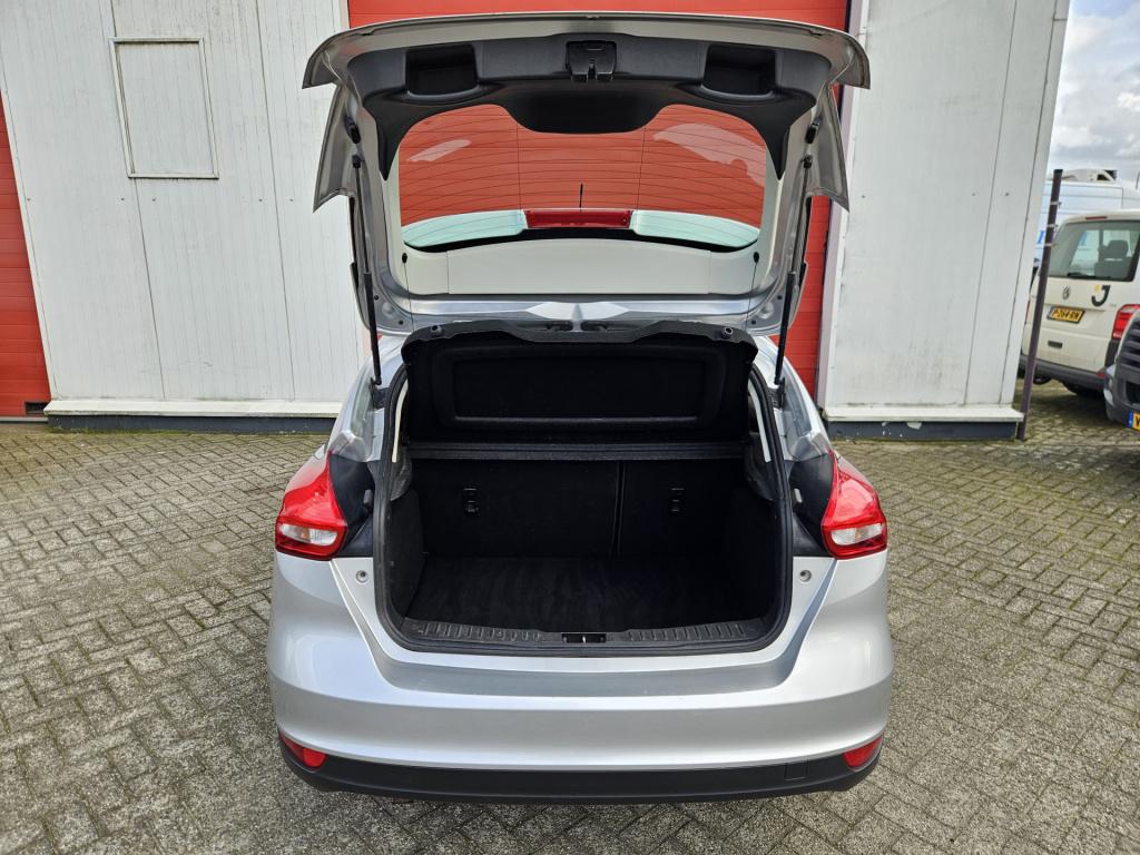 Ford Focus 1.0 titanium | cruisec. | bluetooth