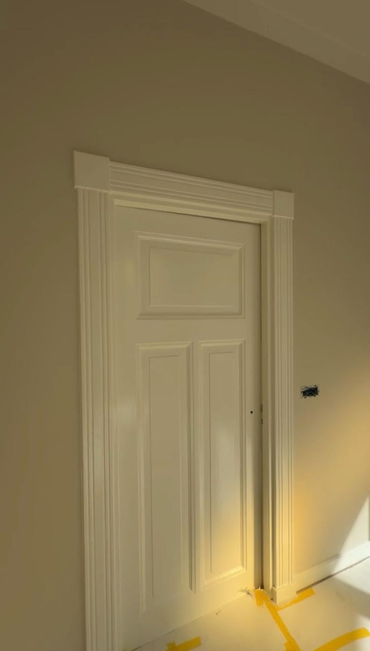 🎨 Schilder nodig in Zeeland? Strak werk voor muren, kozijnen & deuren!