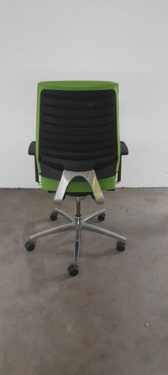 SET VAN 4 – Luxe Dauphin X-Code bureaustoelen – €950 totaal