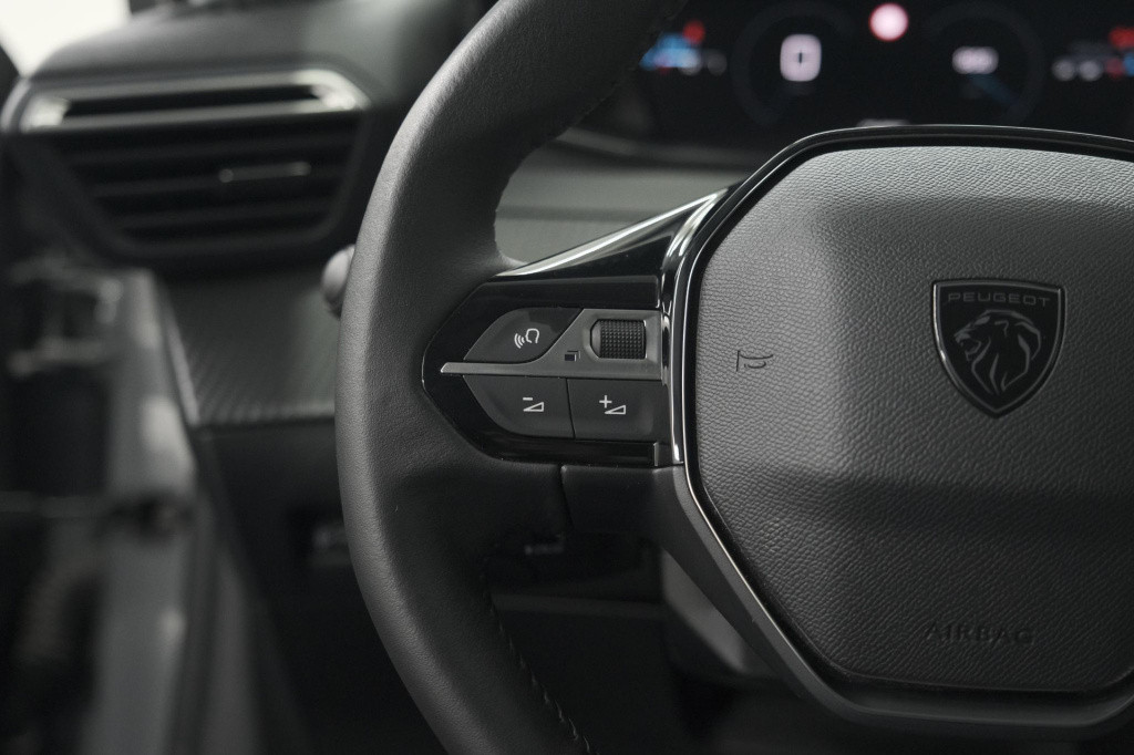 Peugeot 208 puretech 100 allure | 360 camera | adaptieve cruise control | n
