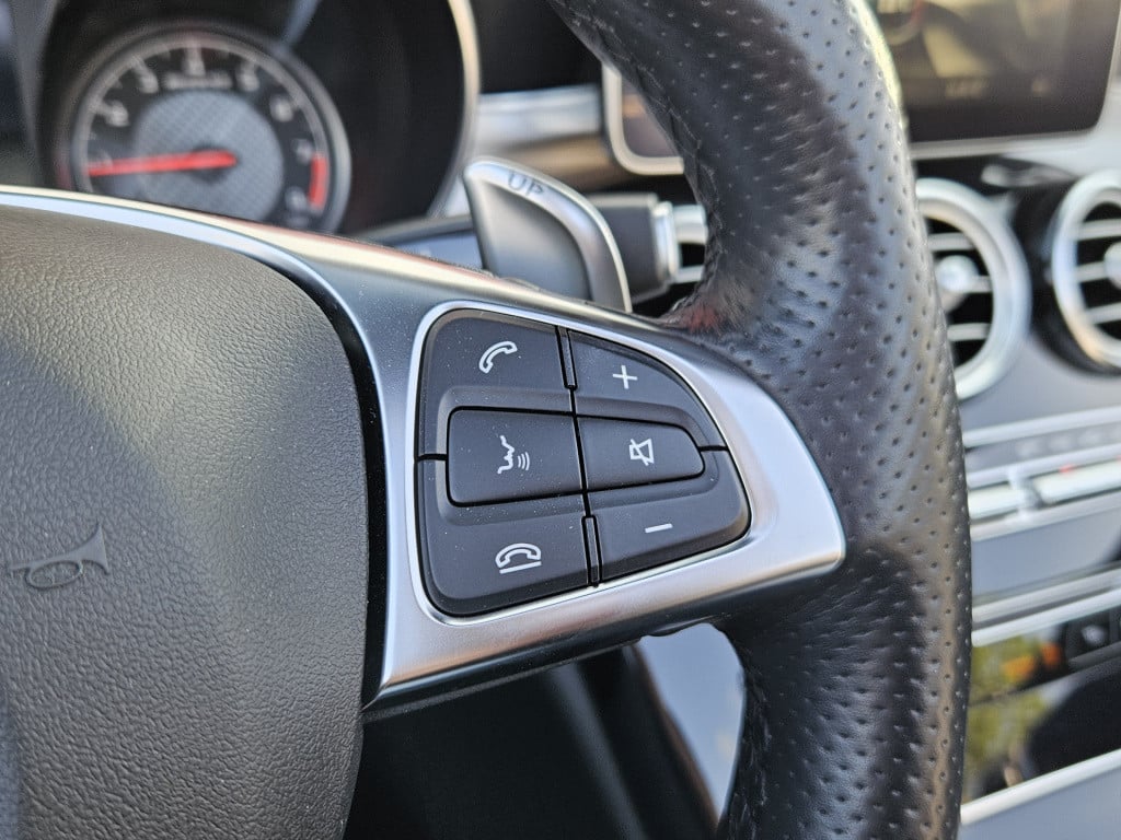 Mercedes-Benz C-Klasse cabrio amg 63 | burmester | carbon ceramic brakes