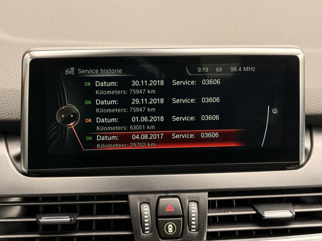 BMW 2-serie active tourer 216d centennial sport line | pano | trekhaak | st