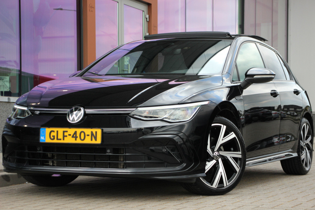 Volkswagen Golf 1.5 etsi r-line business | acc | pano. | camera | dab | sfe