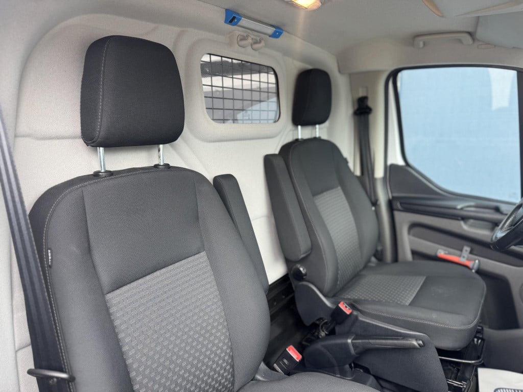 Ford Transit Custom 300 2.0 tdci l1h1 trend airco / cruise controle / n.a.p
