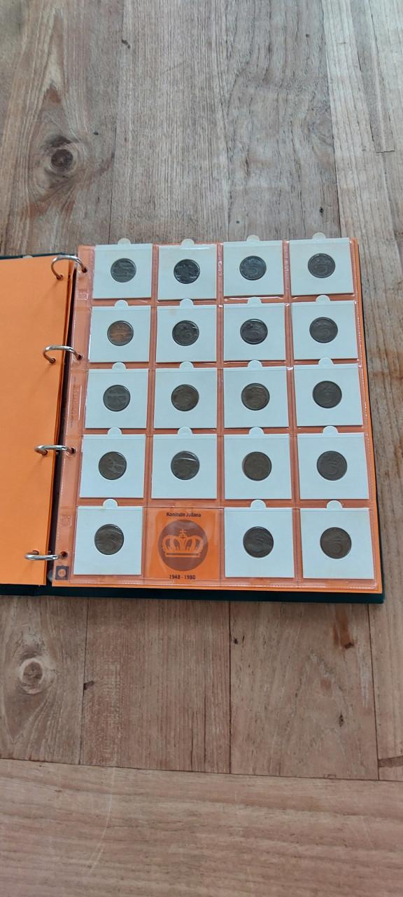 Complete set munten Juliana 1948-1980