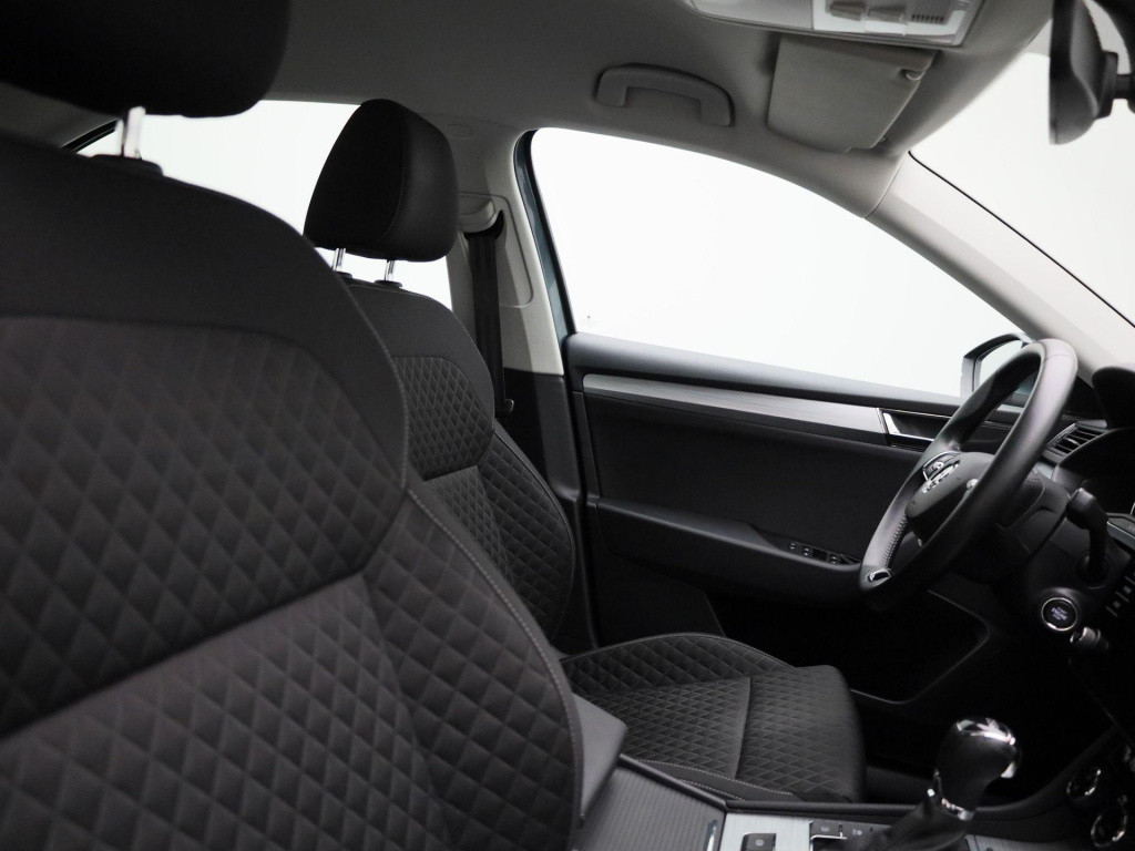 Skoda Superb combi 1.4 tsi iv business edition | automaat | navigatie | cam