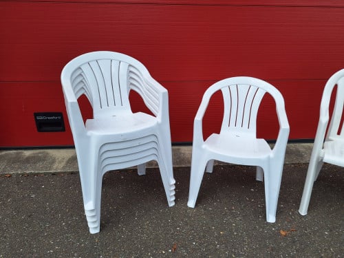 BBQ, tuinfeest? 7st Tuinstoel stapelbaar.