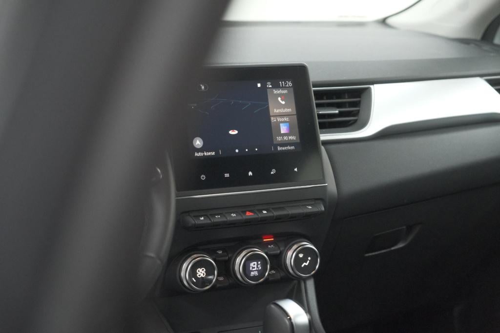Renault Captur 1.6 e-tech hybrid 145 intens | trekhaak | camera | stoelverw
