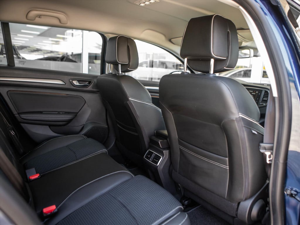 Renault Megane 1.2 energy tce 130pk bose | navigatie | camera | park. senso