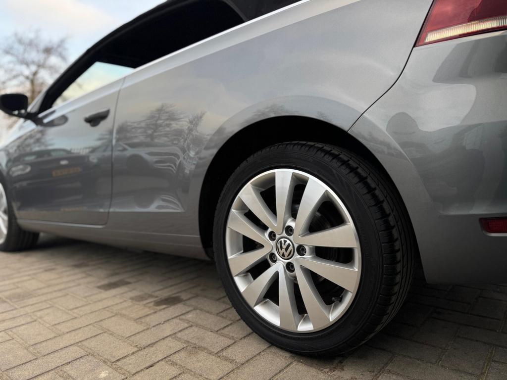 Volkswagen Golf cabriolet 1.2 tsi * stoelverwarming * clima * pdc 2x * wind