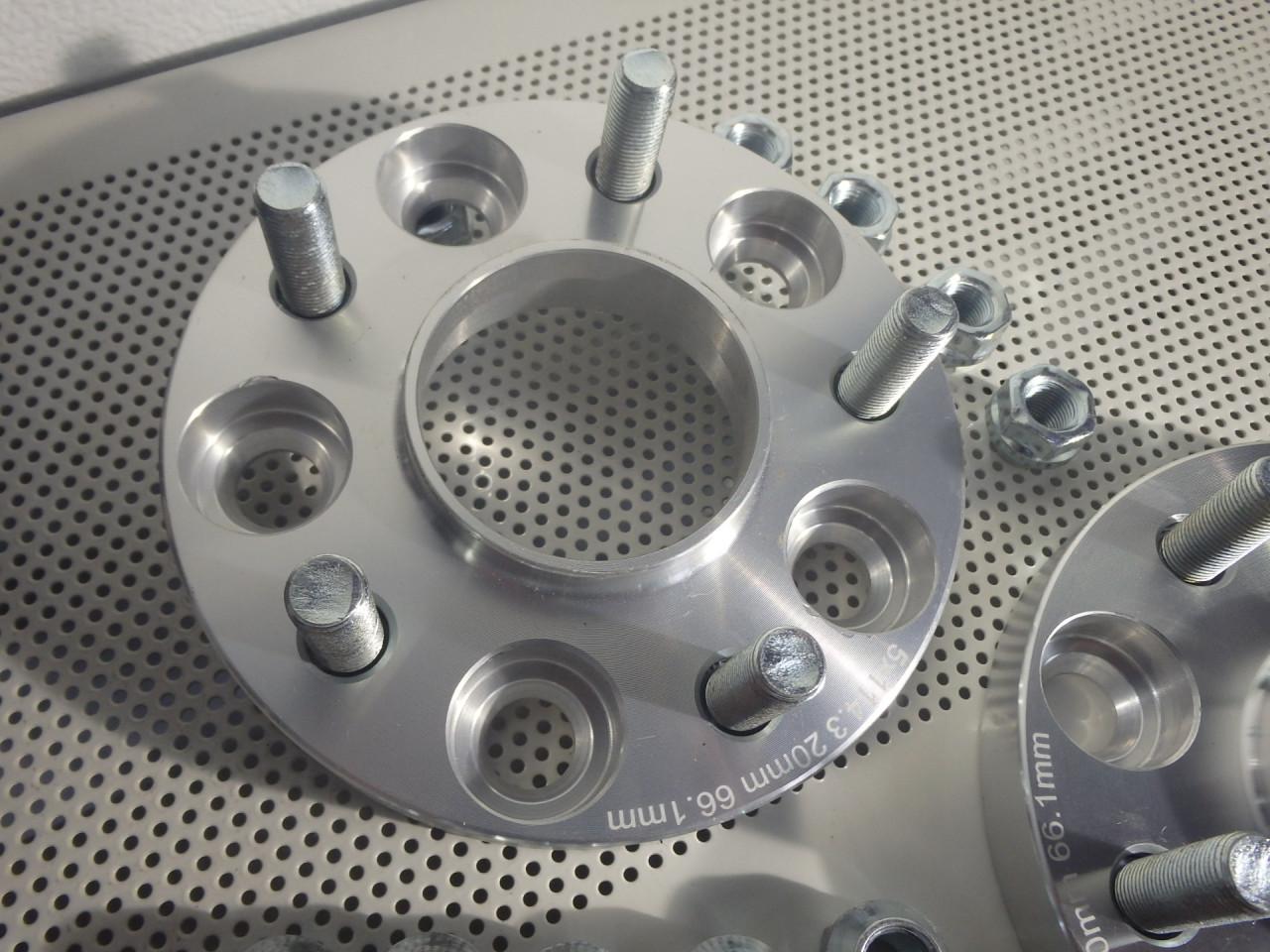 Spacer / spoorverbreders 2x20mm steek 5x114,3