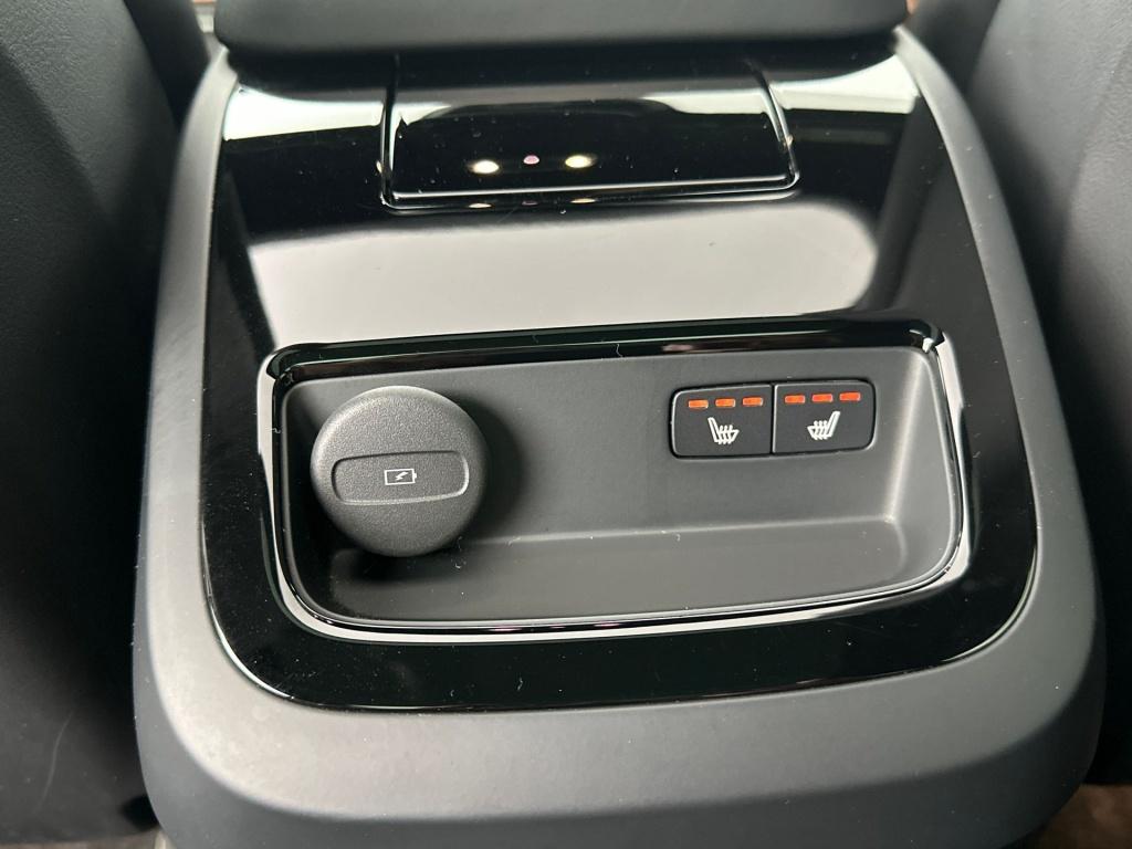 Volvo V60 t6 340pk recharge r-design| pano| b&w sound| adap.cruise| 360cam