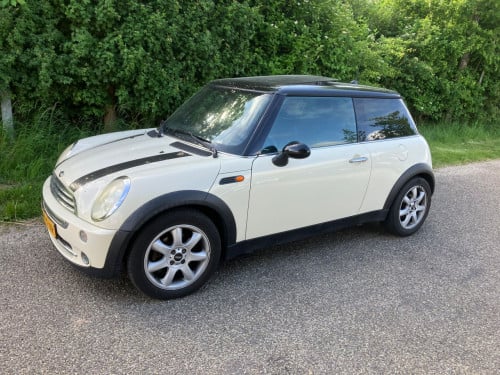 Mini Cooper 1.6