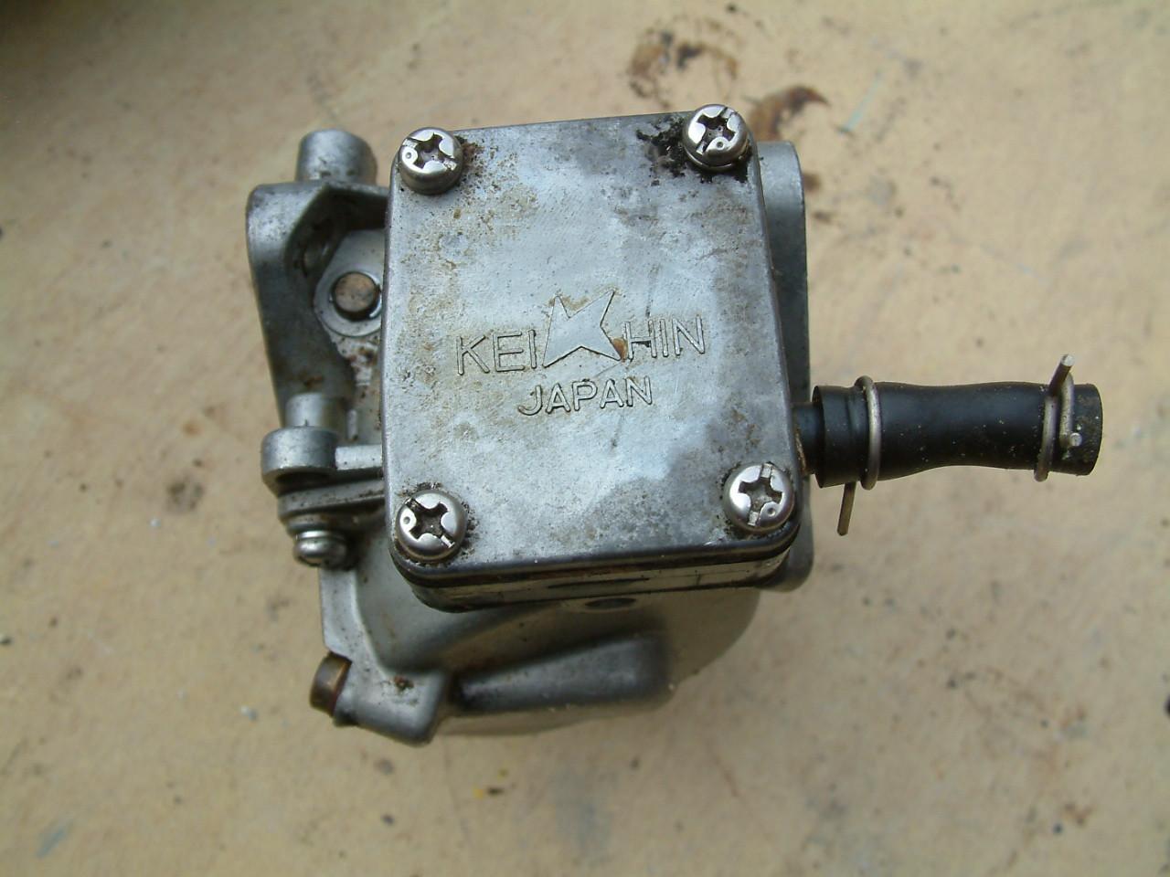 Buitenboord motor Yamaha  8 pk  langstaart 2 takt met onderdelen 20 L tank