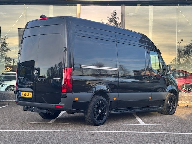 Mercedes-Benz Sprinter 319 1.9 cdi l2 l distronic l 3,5 t trekhaak l led l 