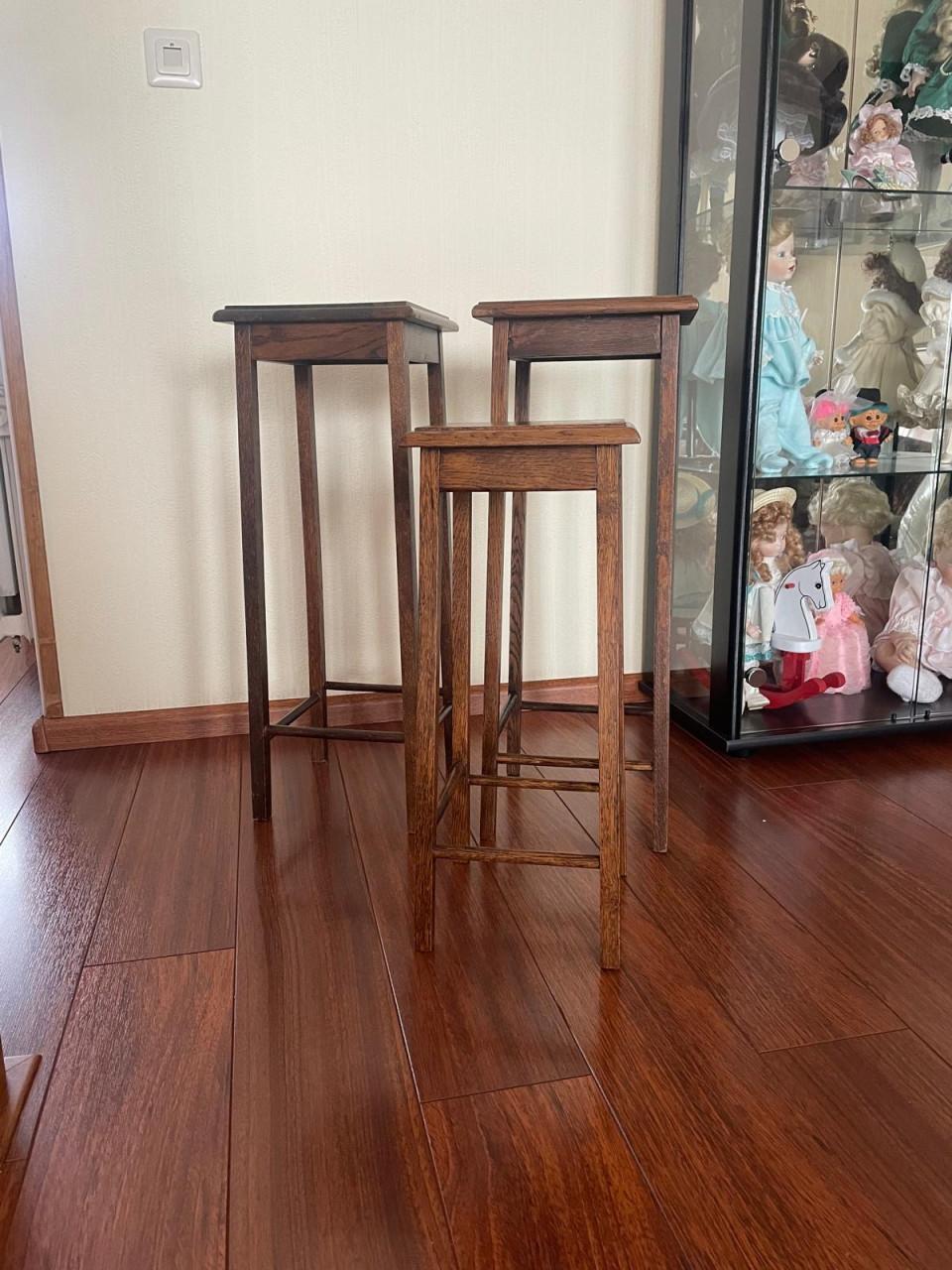 Houten planten tafeltjes