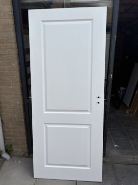 Nieuwe linksdraaiende opdek deur