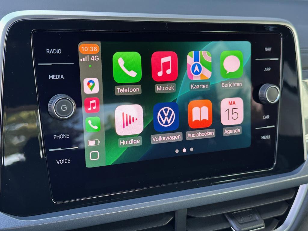 Volkswagen T-roc 1.5 tsi 150pk dsg style carplay | camera | keyless | elek.