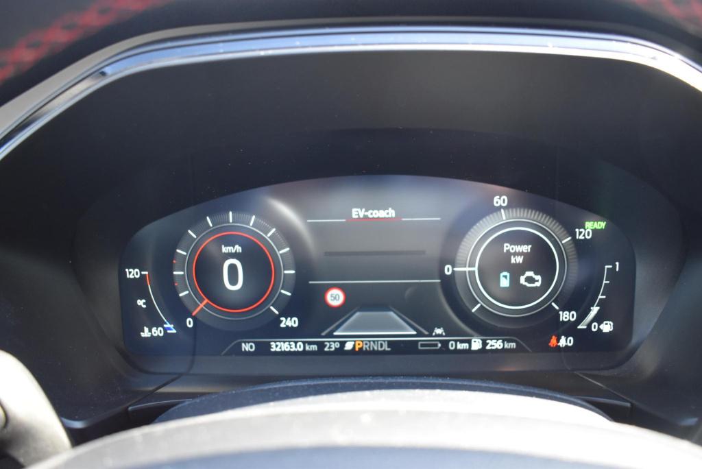 Ford Kuga 2.5 phev st-line x