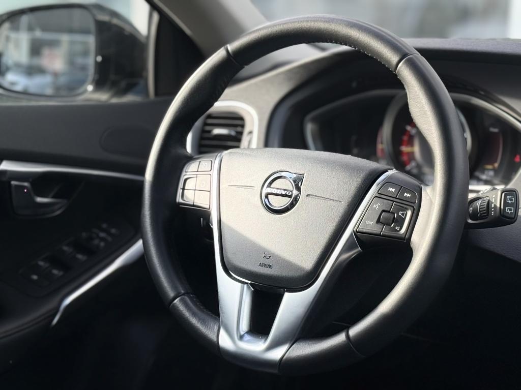 Volvo V40 cross country t3 153pk aut6 polar+ luxury| panodak| camera| leder