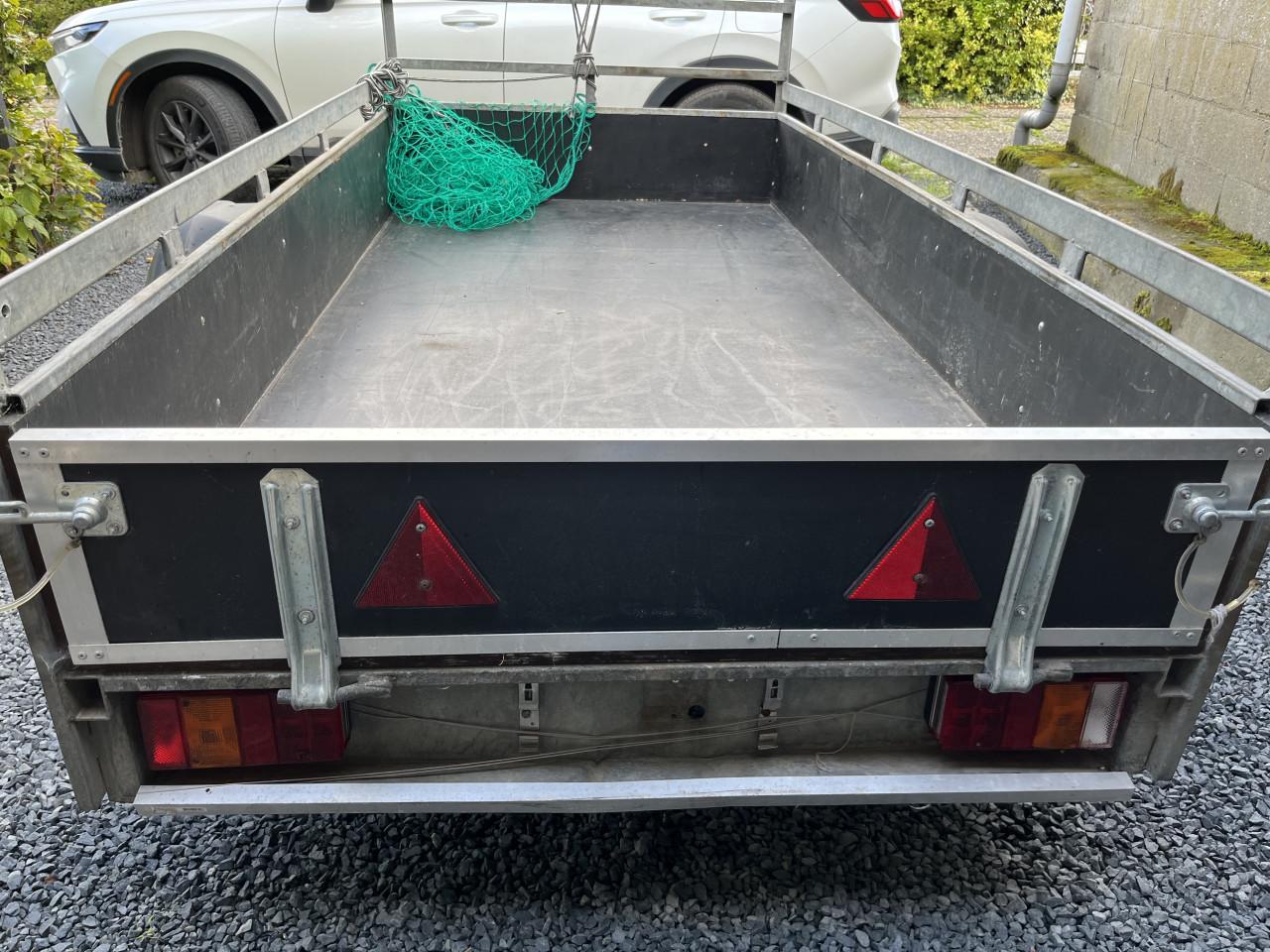 Aanhanger 250 x 130