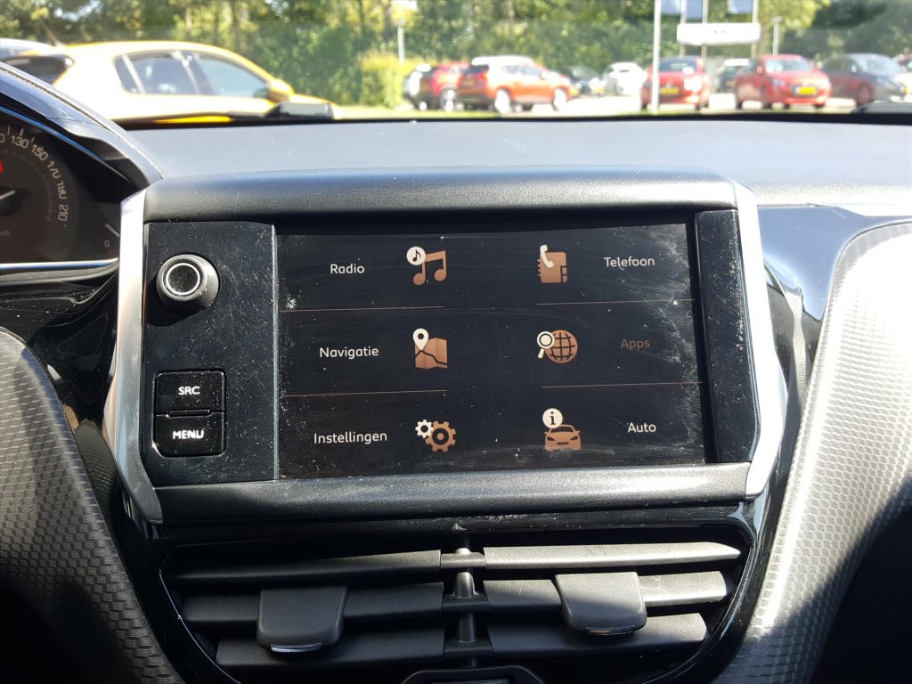 Peugeot 2008 1.2 pt 110pk allure eat6 automaat navigatie | achteruitrijcame