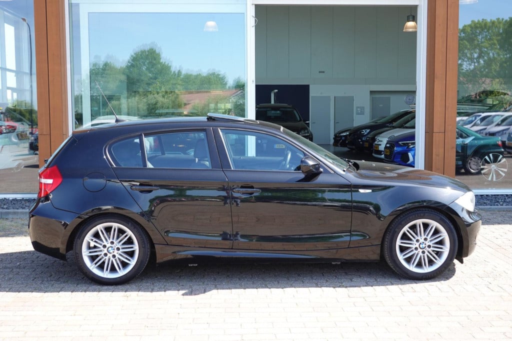 BMW 1 Serie 116i high executive