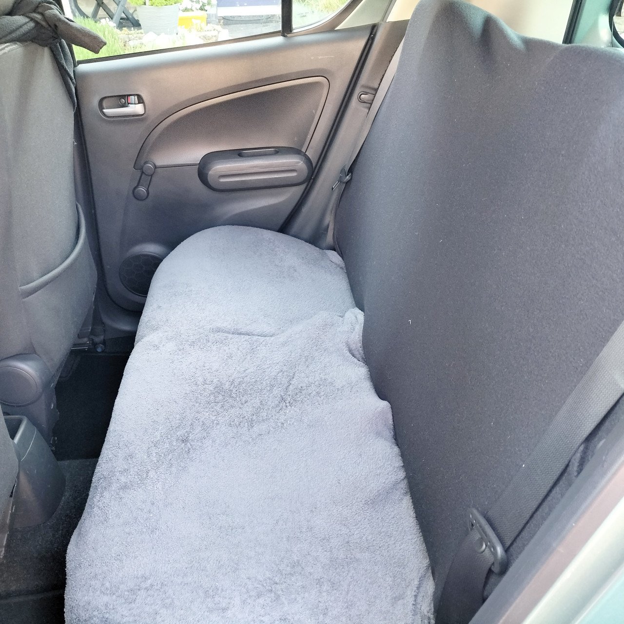 Nette Opel agila, 2011 (incl extra winterbandenset,4 stuks)