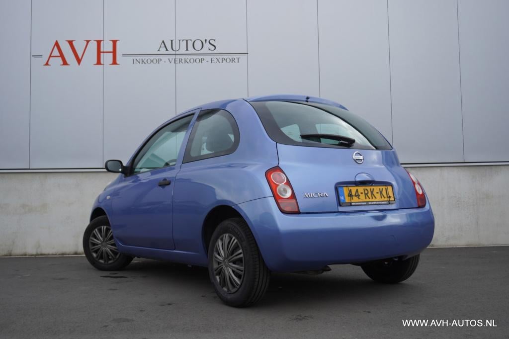 Nissan Micra 1.0 basis