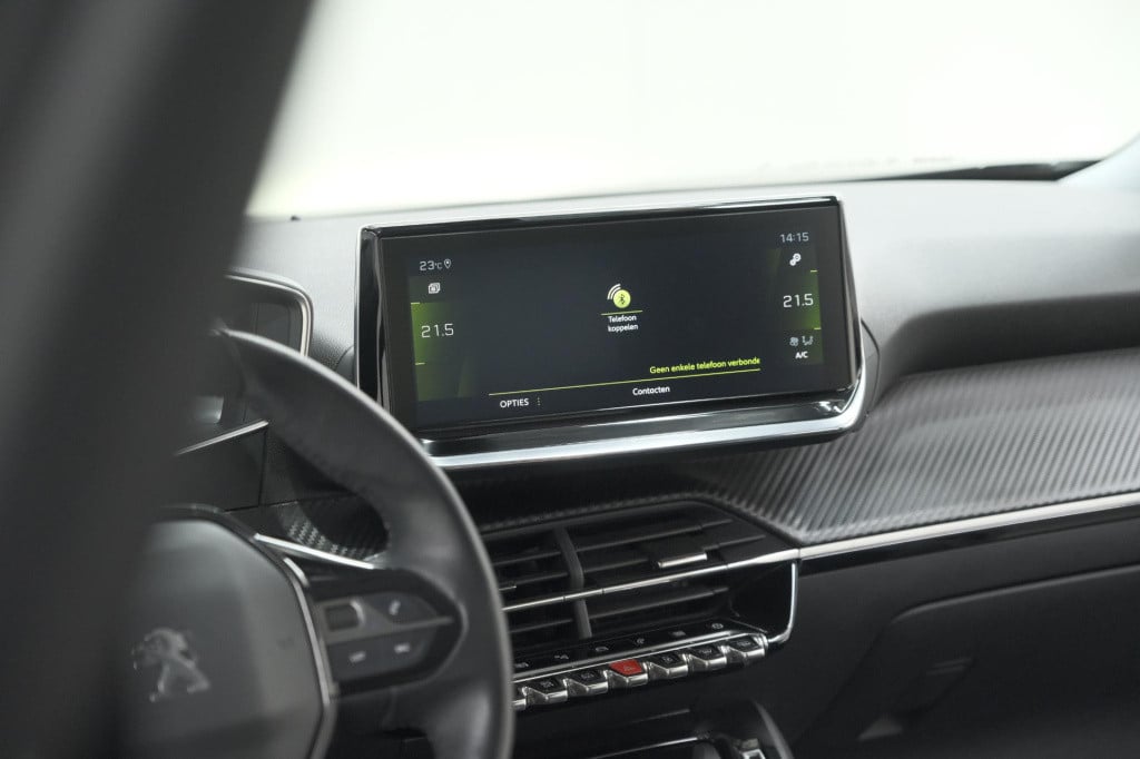 Peugeot 2008 puretech 130 blue lease allure | camera | navigatie | apple ca
