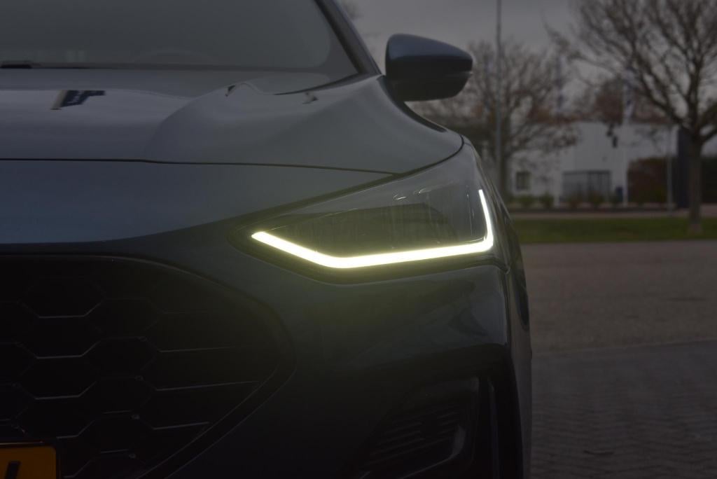 Ford Focus 1.0 ecoboost hybrid 155 pk st line style