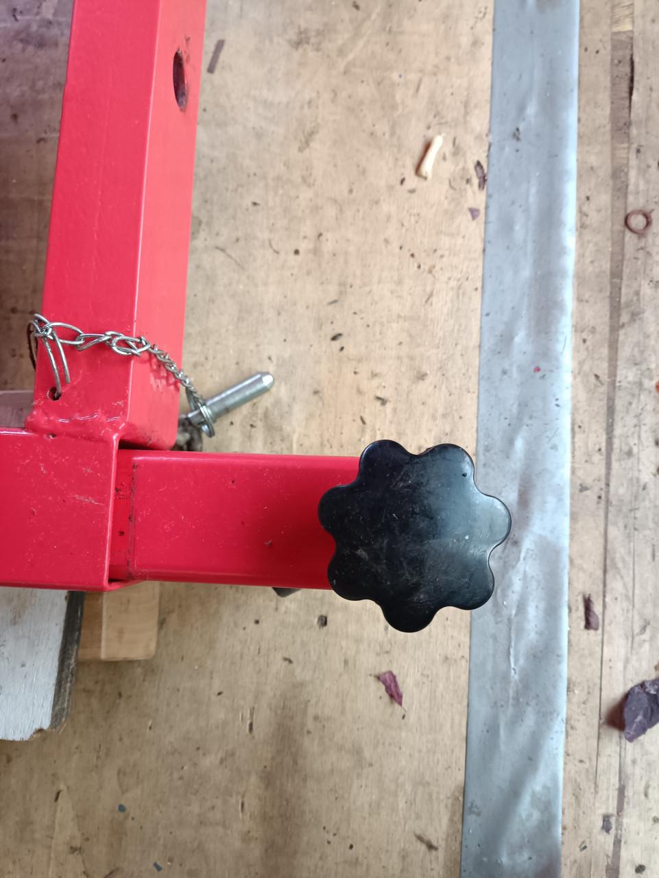 Zware stalen Hydraulische hefbrug tot een gewicht van 450 kg.