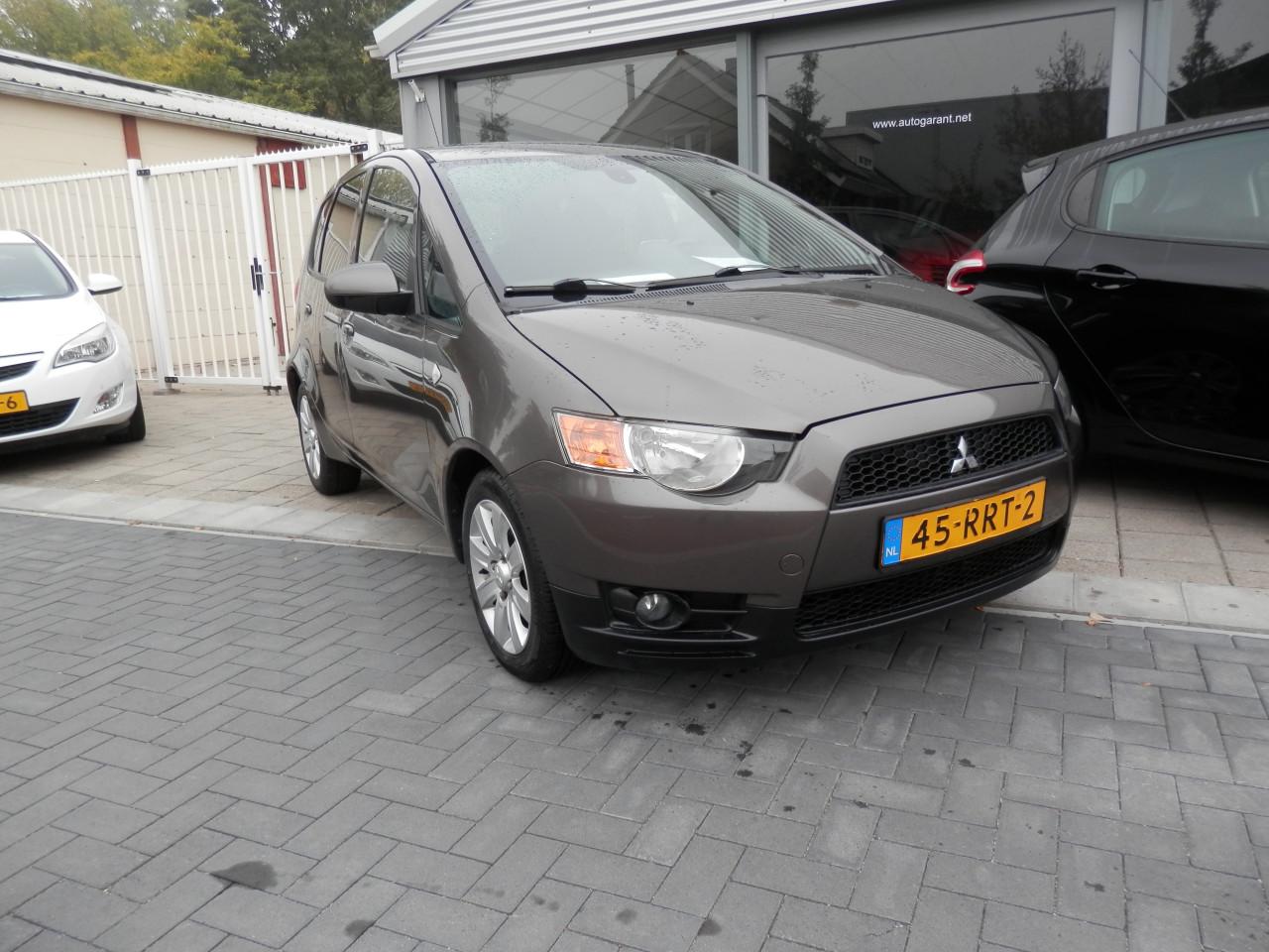 Auto Garant Biedt Aan: Mitsubishi Colt 1.3 Edition Two